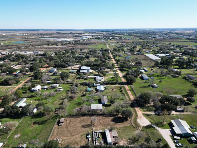 29314 Cherokee Lane, Waller, TX 77484