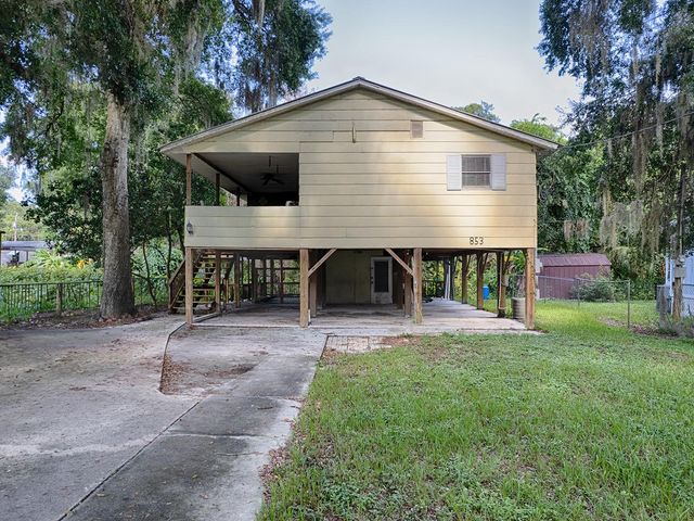 853 CR 484, Lake Panasoffkee, FL 33538