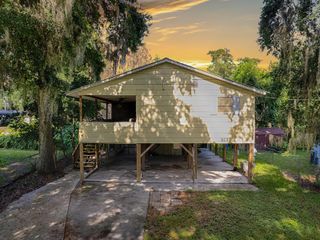 853 CR 484, Lake Panasoffkee, FL 33538