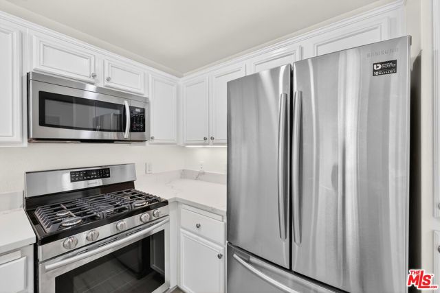 13200 Pacific Promenade 351, Los Angeles, CA 90094