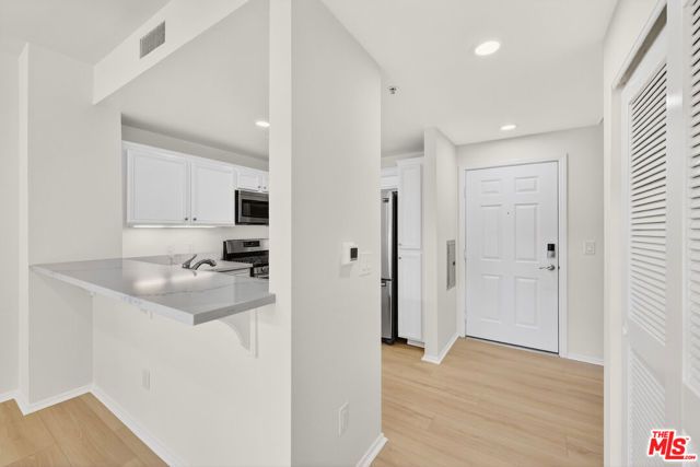 13200 Pacific Promenade 351, Los Angeles, CA 90094