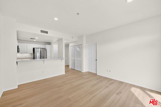 13200 Pacific Promenade 351, Los Angeles, CA 90094