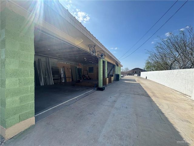 5512 Lakota Drive, Edinburg, TX 78542