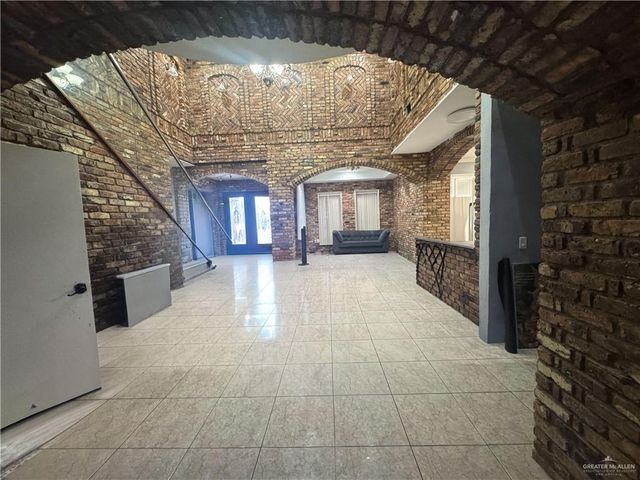 5512 Lakota Drive, Edinburg, TX 78542