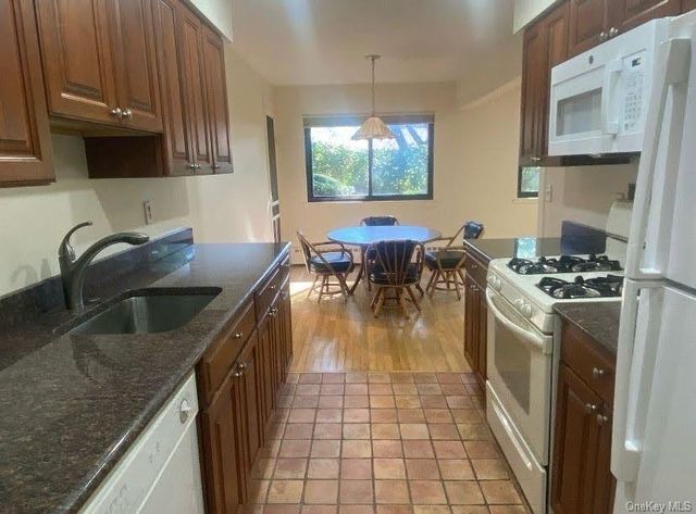 6 W Lawrence Park Drive 2, Piermont, NY 10968