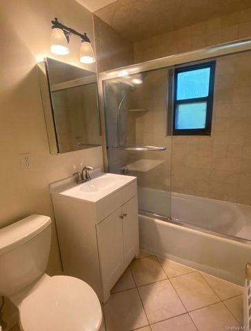 6 W Lawrence Park Drive 2, Piermont, NY 10968