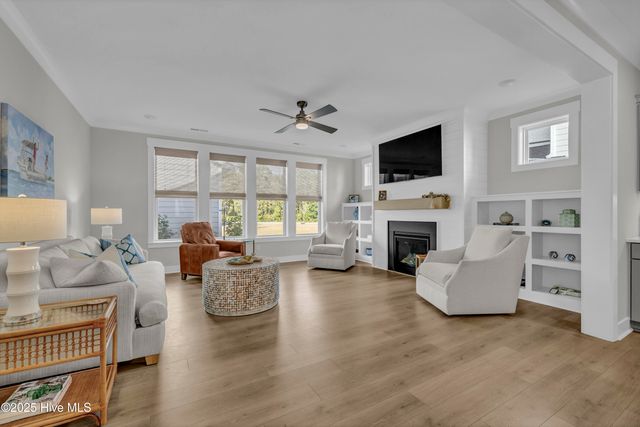 4041 Watersail Drive, Wilmington, NC 28409