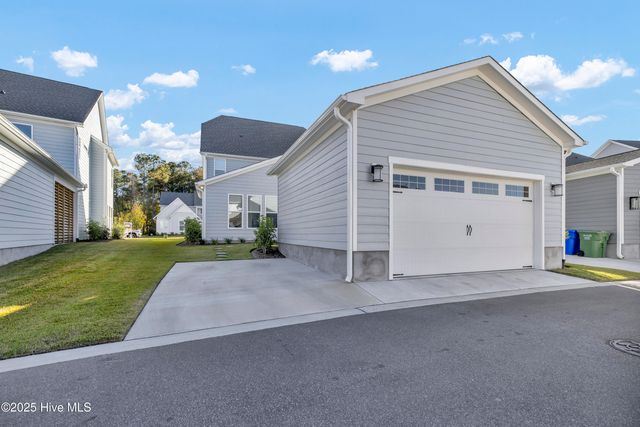 4041 Watersail Drive, Wilmington, NC 28409