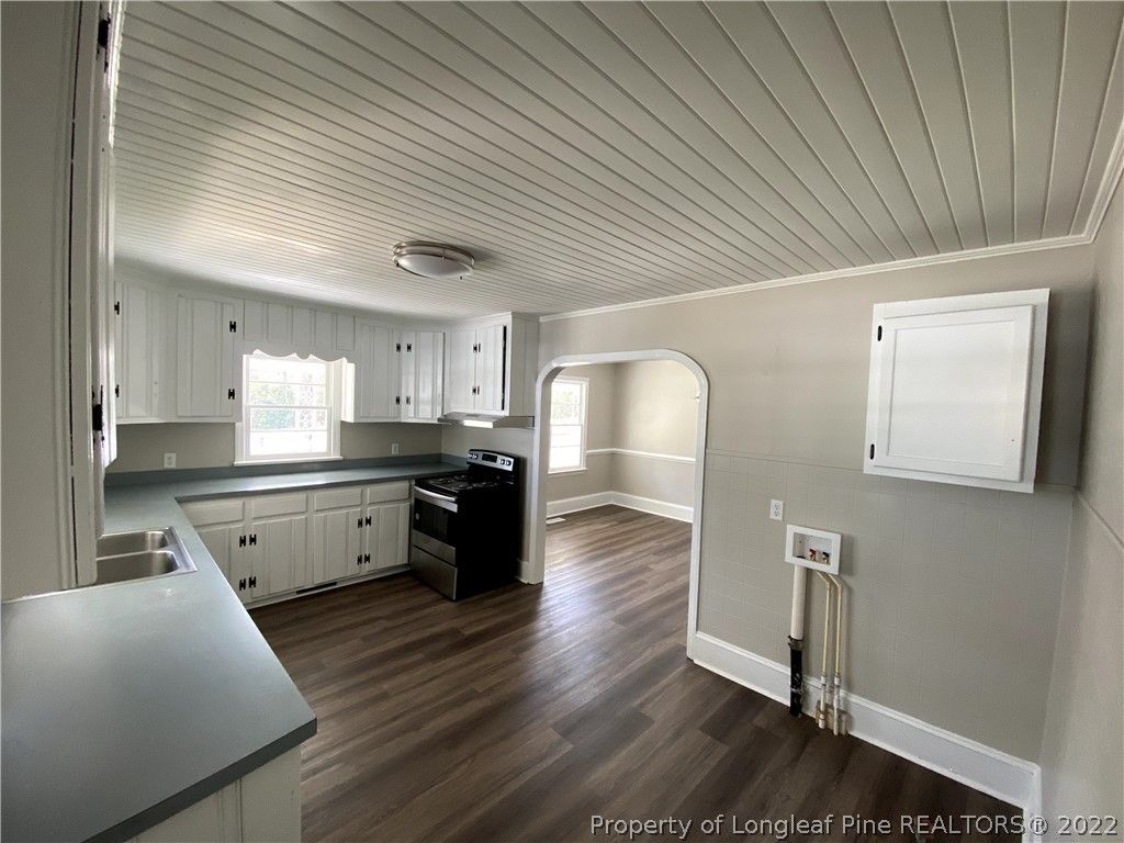 1502 Gillespie Street, Fayetteville, NC 28306 — photo 4