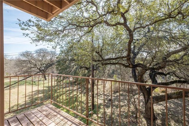 5305 Indio DR B, Austin, TX 78745