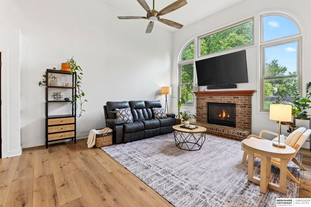 2206 Greenwald Street, Bellevue, NE 68123