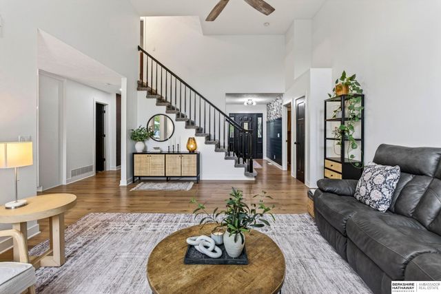 2206 Greenwald Street, Bellevue, NE 68123