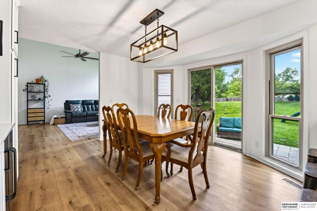 2206 Greenwald Street, Bellevue, NE 68123
