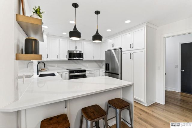 2206 Greenwald Street, Bellevue, NE 68123