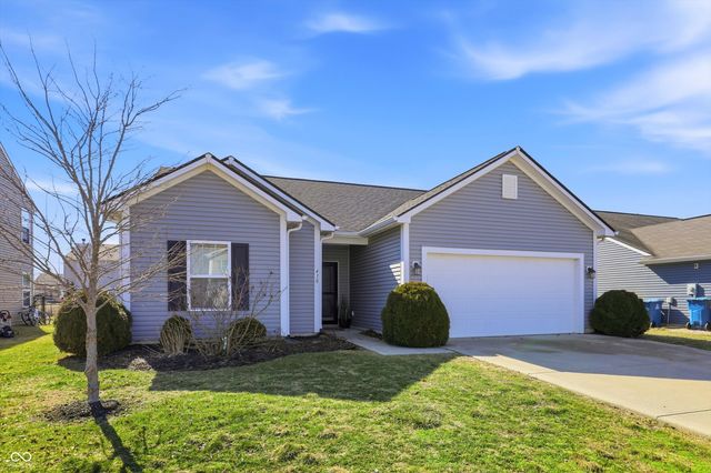 410 Shadetree Court, Sheridan, IN 46069