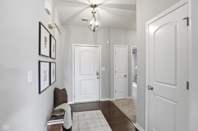 410 Shadetree Court, Sheridan, IN 46069