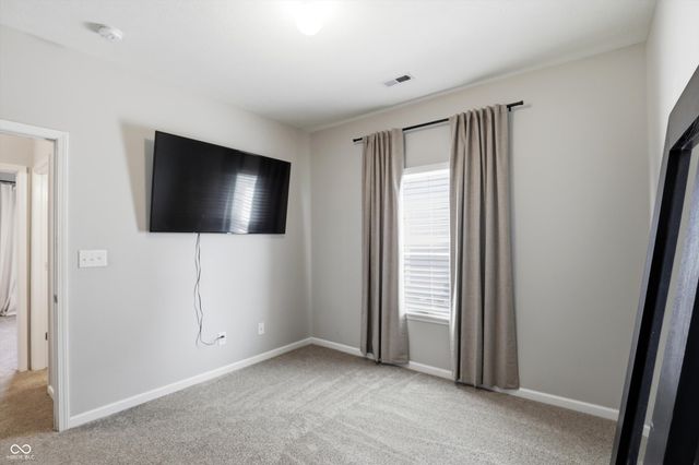 410 Shadetree Court, Sheridan, IN 46069