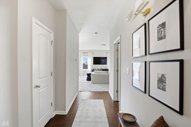 410 Shadetree Court, Sheridan, IN 46069