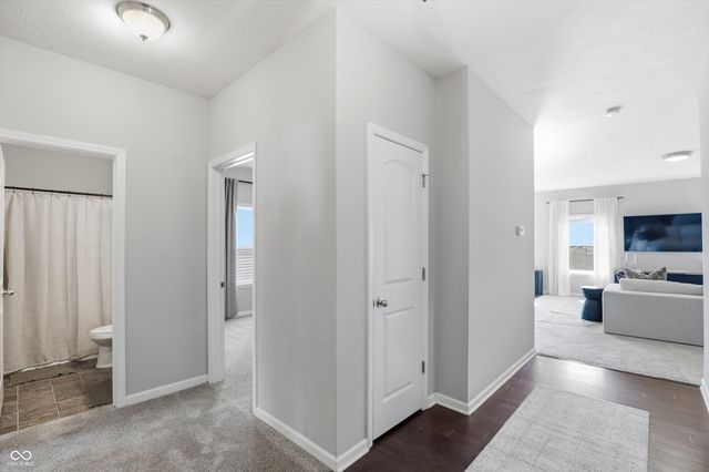 410 Shadetree Court, Sheridan, IN 46069