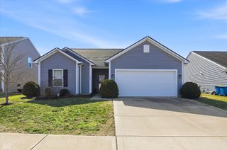 410 Shadetree Court, Sheridan, IN 46069