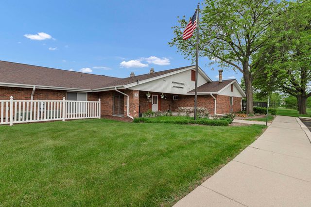 951 Chelsea Lane, Schaumburg, IL 60193