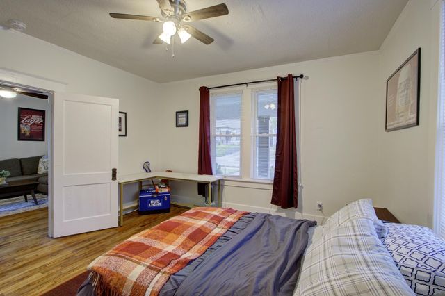 1975 Walker Ave, Memphis, TN 38104