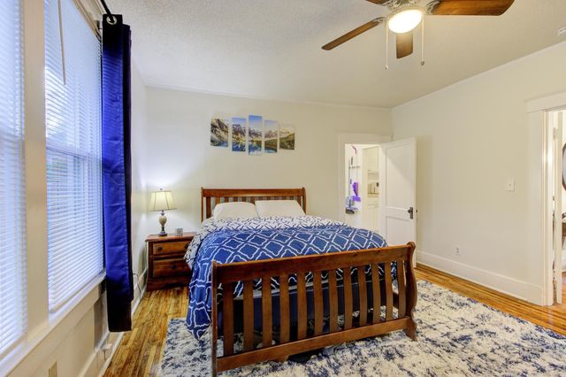 1975 Walker Ave, Memphis, TN 38104