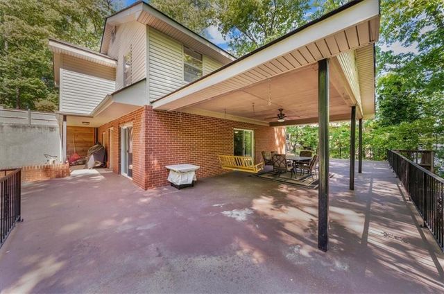 9670 Lee Circle, Gainesville, GA 30506