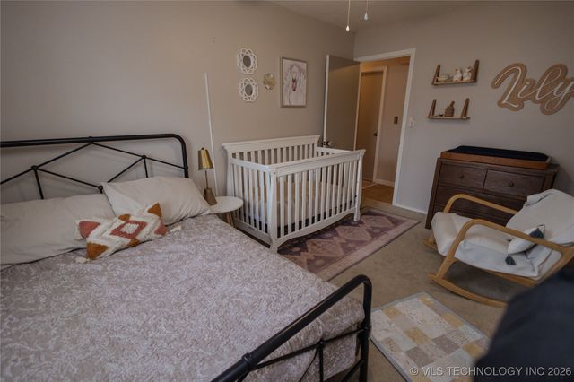 1816 Surrey Drive, Pryor, OK 74361