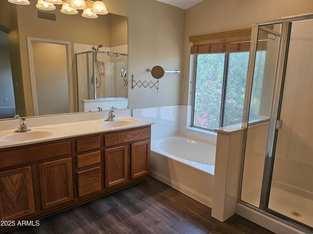 2711 W MEGAN Street, Chandler, AZ 85224