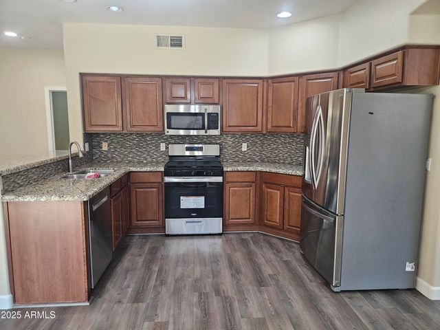 2711 W MEGAN Street, Chandler, AZ 85224