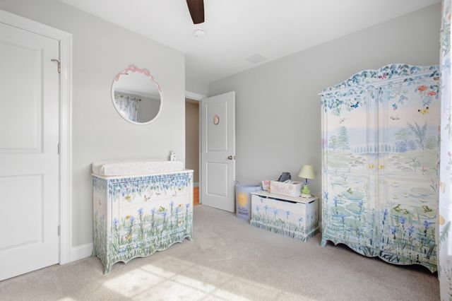 34 Pouts Ln 34, Uxbridge, MA 01569