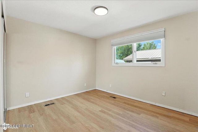 3634 E 16th Avenue, Anchorage, AK 99508