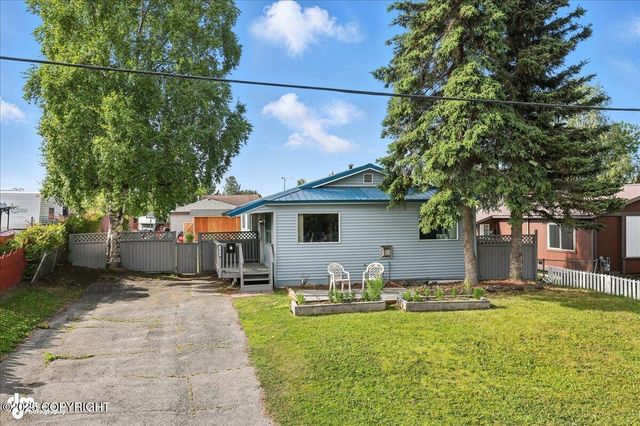 3634 E 16th Avenue, Anchorage, AK 99508