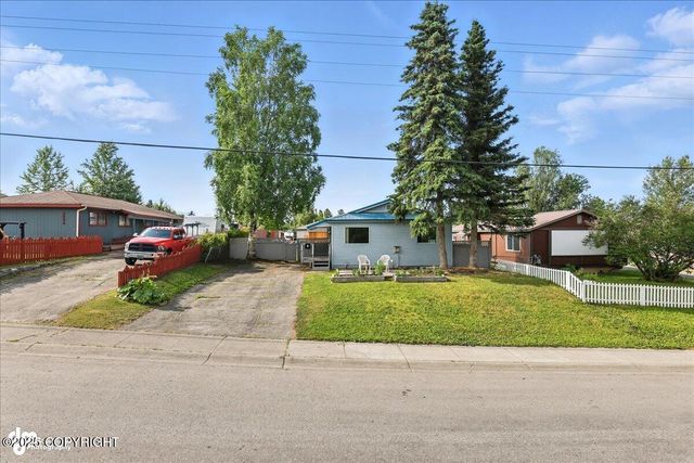 3634 E 16th Avenue, Anchorage, AK 99508