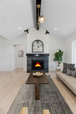 4013 W 158th Place, Overland Park, KS 66224