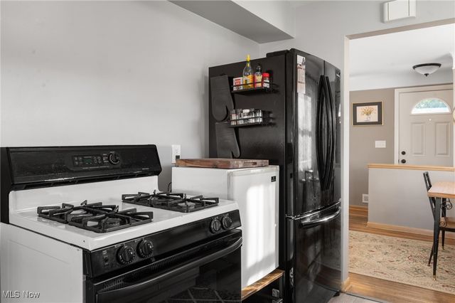 1310 Gary Boulevard, Brunswick, OH 44212