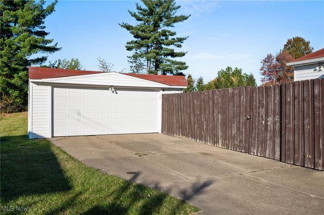 1310 Gary Boulevard, Brunswick, OH 44212