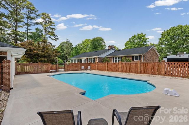2107 Meadow Lane, Rock Hill, SC 29732