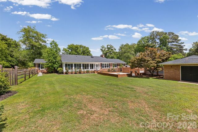 2107 Meadow Lane, Rock Hill, SC 29732