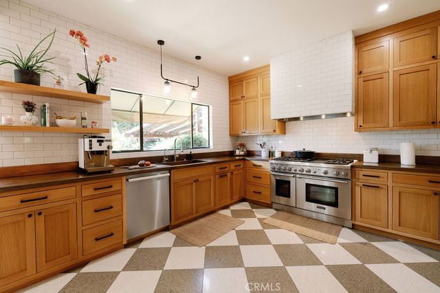 1955 Marengo, South Pasadena, CA 91030