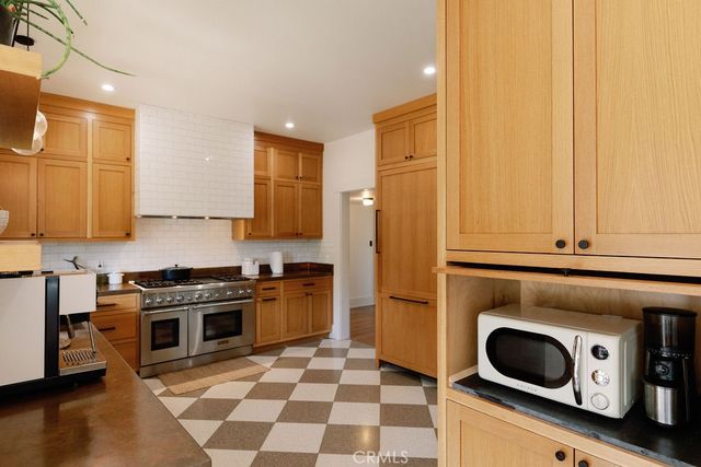 1955 Marengo, South Pasadena, CA 91030