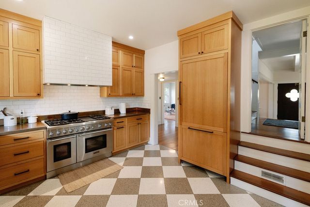 1955 Marengo, South Pasadena, CA 91030
