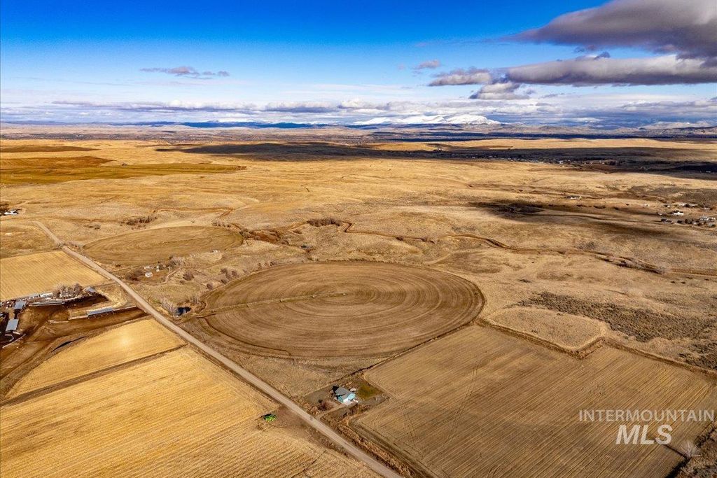 1310 Crest Rd, Caldwell, ID 83607 photo 8