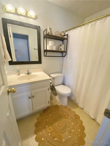 236 Hambleton Road, Montgomery, AL 36117