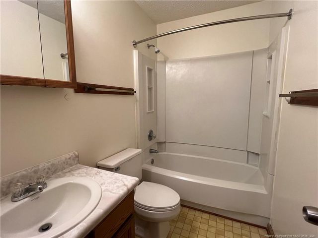 1405 Briarcliff Drive, Fayetteville, NC 28303
