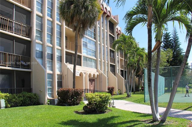 2001 Atlantic Shores Blvd 312, Hallandale Beach, FL 33009