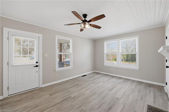 621 E A Street, Newton, NC 28658