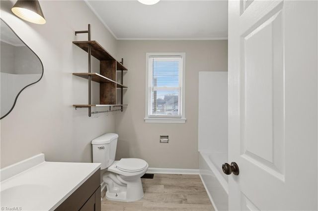 621 E A Street, Newton, NC 28658