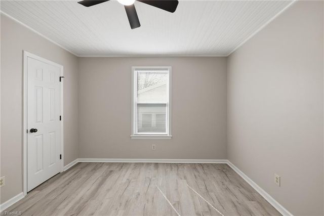 621 E A Street, Newton, NC 28658